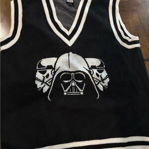 Disney bundle xxl Darth Vader Sweater Vest, Minnie sweater, Mickey stripe hocus